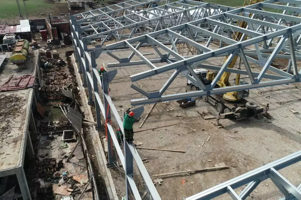 PK Vesta plant announces the assembly of the pre-fabricated shopping center 30W x 60L x 6H in Makhachkala, Russia