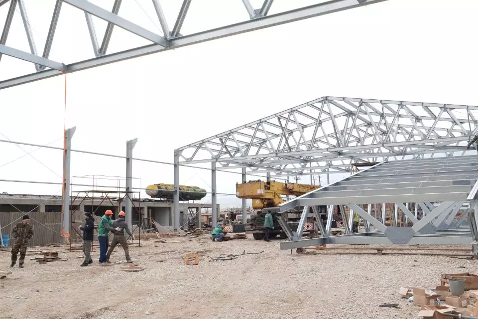 PK Vesta plant announces the assembly of the pre-fabricated shopping center 30W x 60L x 6H in Makhachkala, Russia