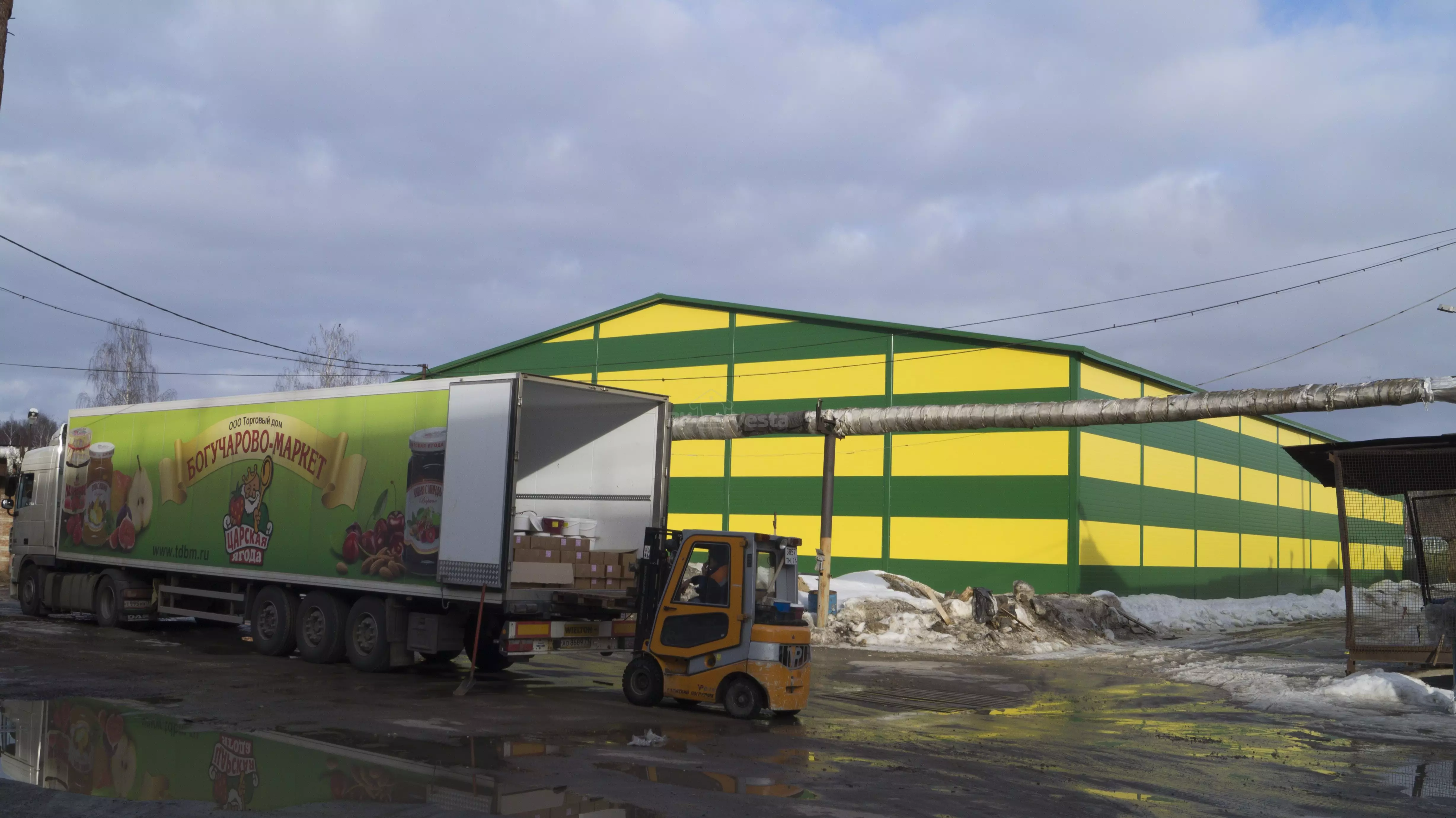 PK VESTA announces the completion of the assembly of pre-engineered vegetable processing center and warehouse 29W x 50L x 7.1H in Tula, Russia