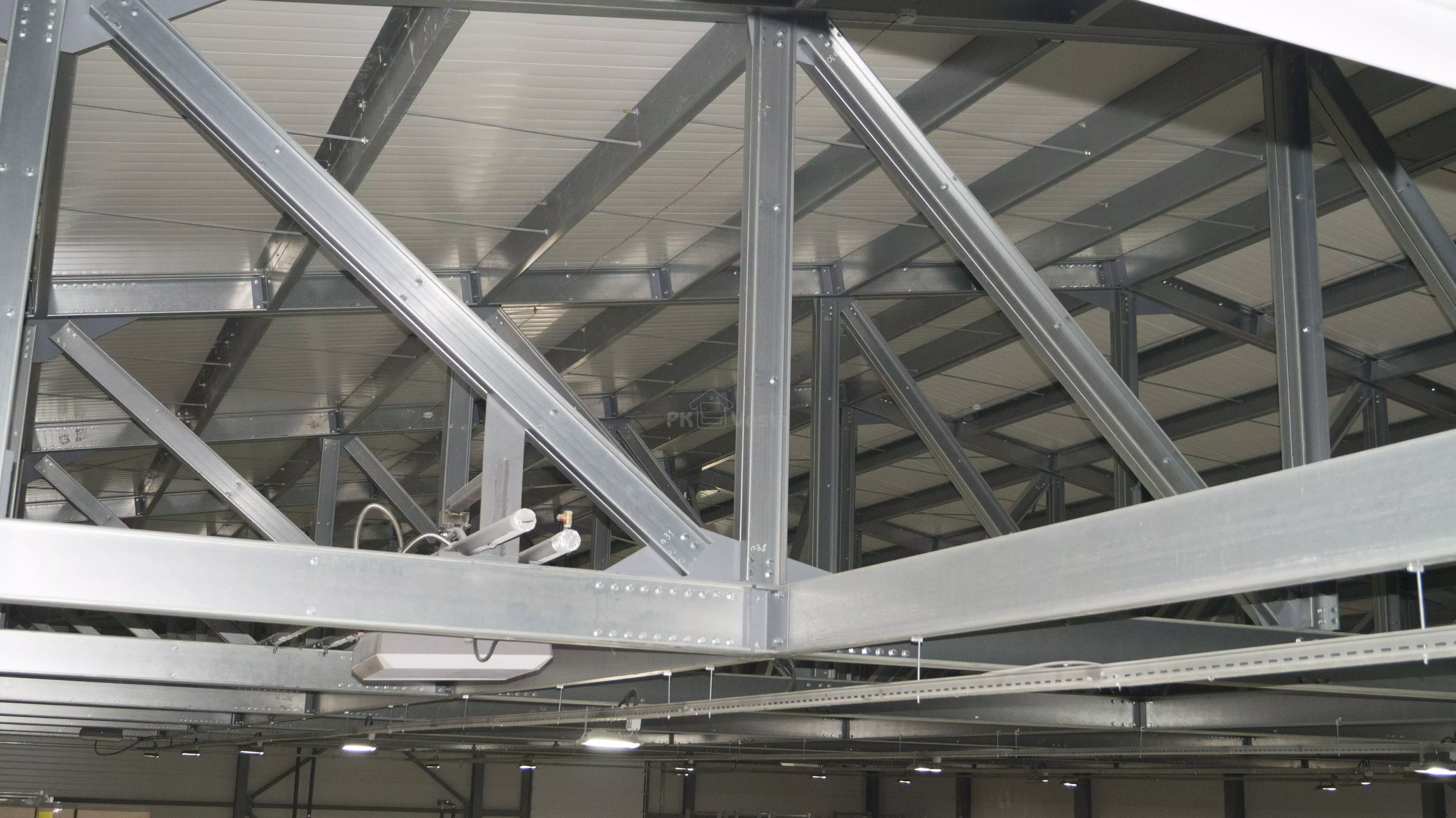 PK VESTA announces the completion of the assembly of pre-engineered vegetable processing center and warehouse 29W x 50L x 7.1H in Tula, Russia