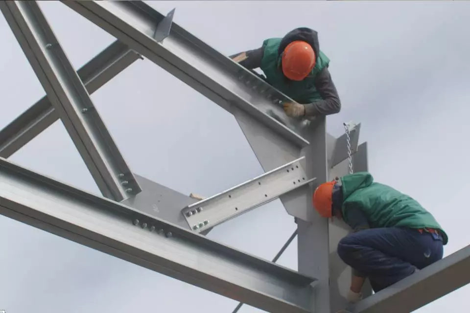 PK Vesta plant announces the assembly of the pre-fabricated shopping center 30W x 60L x 6H in Makhachkala, Russia