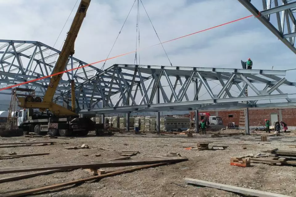 PK Vesta plant announces the assembly of the pre-fabricated shopping center 30W x 60L x 6H in Makhachkala, Russia